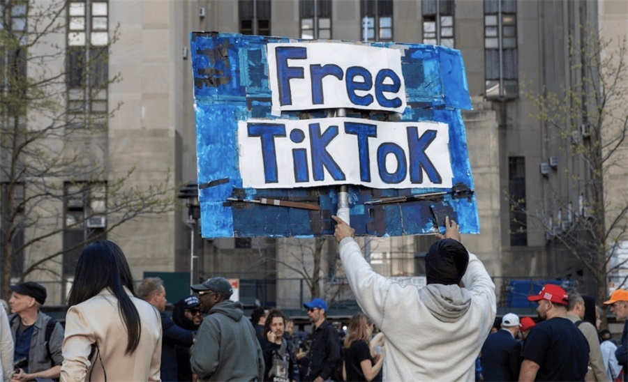 “ Mr Trump's election may make tiktok safer. /