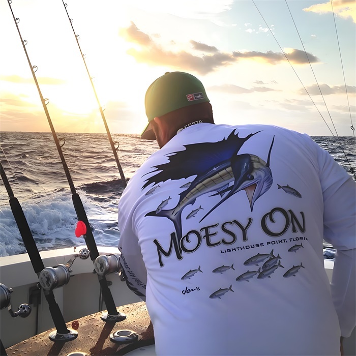  Fishing for the design theme of outdoor sports clothing pod 